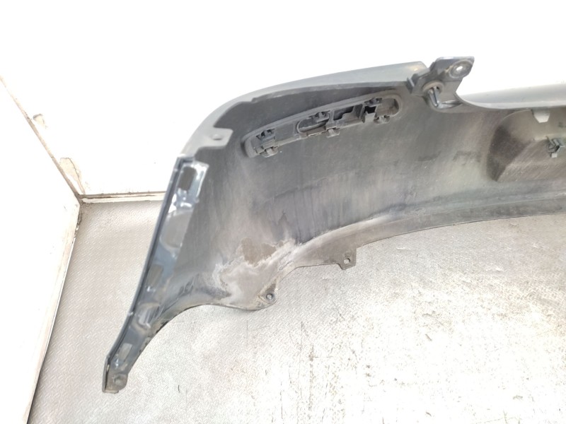 Recambio de paragolpes trasero para renault clio iii (br0/1, cr0/1) 1.2 16v (br02, br0j, br11, cr02, cr0j, cr11) referencia OEM 