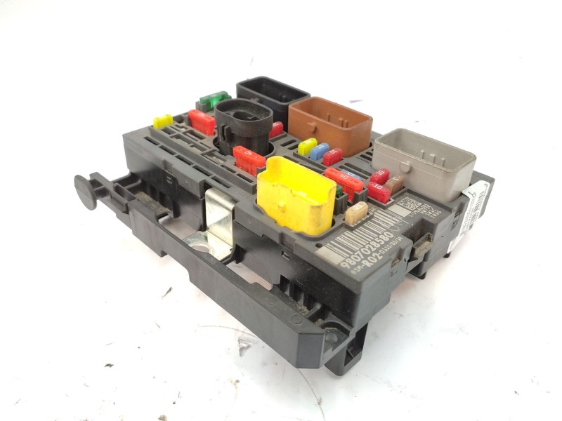 Recambio de caja reles / fusibles para peugeot 5008 (0u_, 0e_) 1.6 hdi referencia OEM IAM   