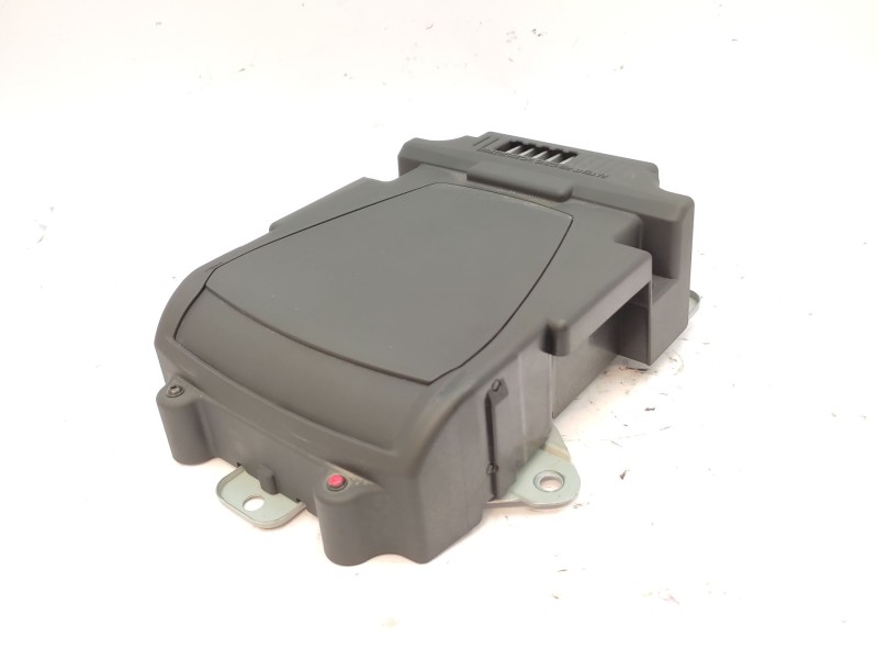 Recambio de pantalla multifuncion para peugeot 5008 (0u_, 0e_) 1.6 hdi referencia OEM IAM   