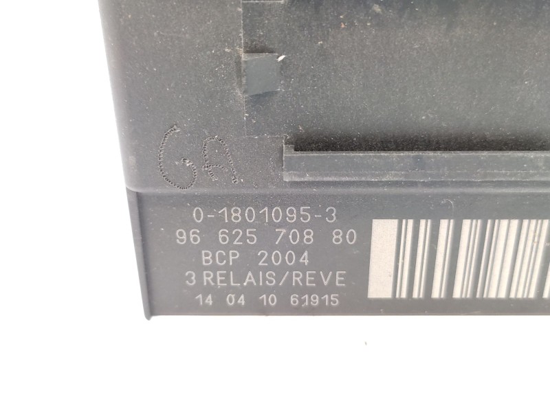 Caja Precalentamiento 9662570880  - Peugeot 5008 (0u_, 0e_) 1.6 Hdi 4