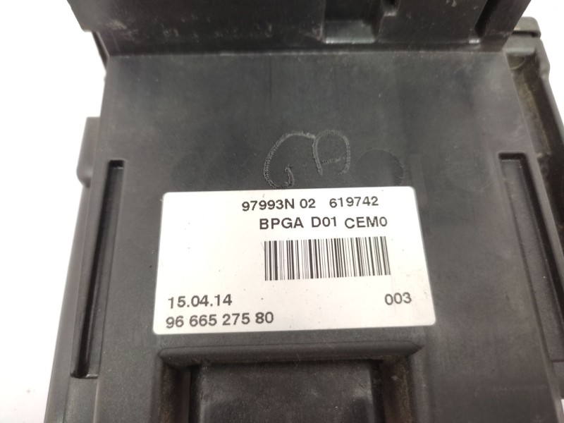 Caja Reles / Fusibles 9666527580  - Peugeot 5008 (0u_, 0e_) 1.6 Hdi 4