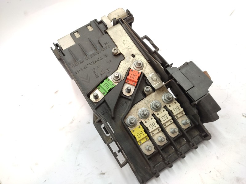 Caja Reles / Fusibles 9666527580  - Peugeot 5008 (0u_, 0e_) 1.6 Hdi 6