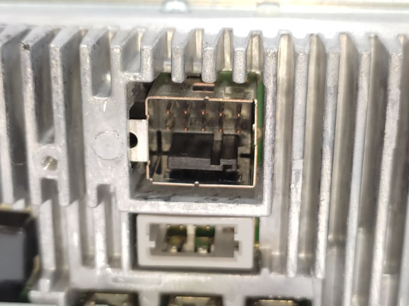 Recambio de sistema audio / radio cd para peugeot 5008 (0u_, 0e_) 1.6 hdi referencia OEM IAM   