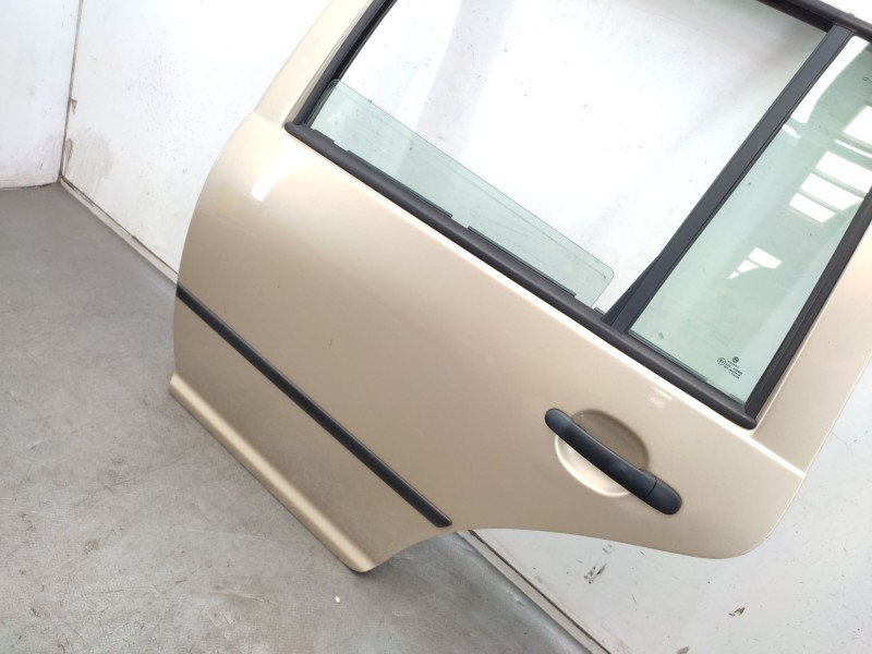 Puerta Trasera Izquierda 1j9833055e  - Volkswagen Golf Iv Variant (1j5) 1.6 16v 2