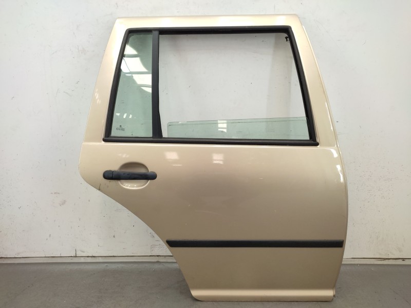 Recambio de puerta trasera derecha para volkswagen golf iv variant (1j5) 1.6 16v referencia OEM IAM   