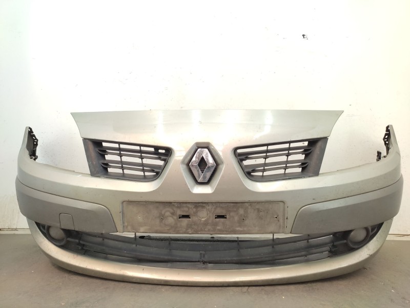 Recambio de paragolpes delantero para renault grand scénic ii (jm0/1_) 1.9 dci (jm14) referencia OEM IAM   