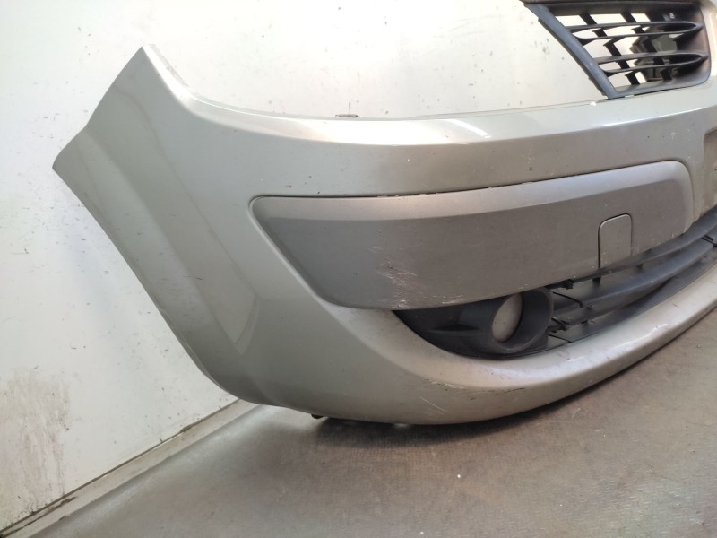Recambio de paragolpes delantero para renault grand scénic ii (jm0/1_) 1.9 dci (jm14) referencia OEM IAM   