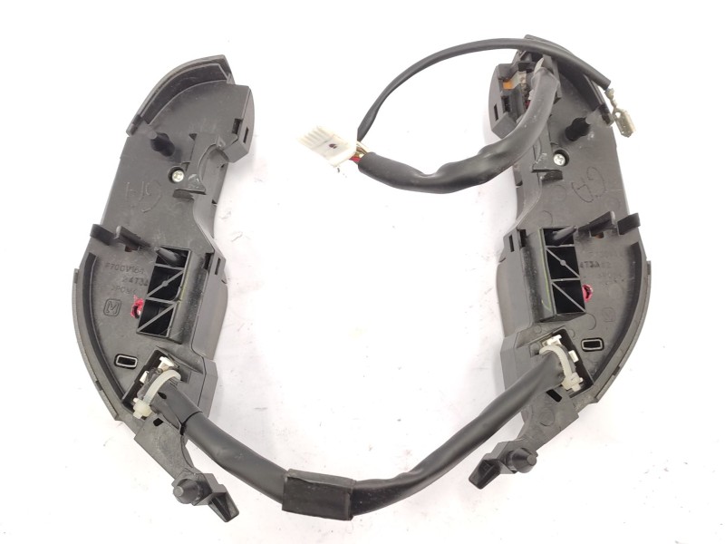 Mando Volante 8424447010  - Toyota Prius (nhw20) 1.5 Cat 5