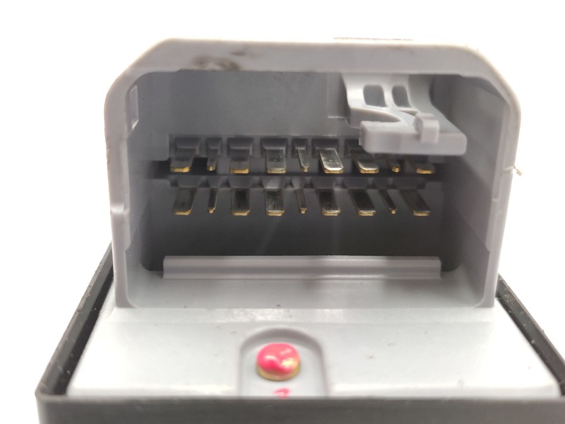Mando Elevalunas Delantero Izquierdo 8482047021  - Toyota Prius (nhw20) 1.5 Cat 4