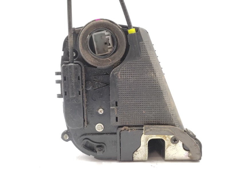 Cerradura Puerta Trasera Derecha 6905047040  - Toyota Prius (nhw20) 1.5 Cat 2
