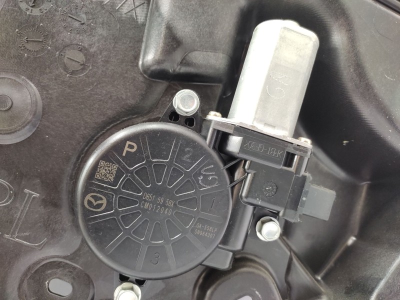 Recambio de elevalunas trasero izquierdo para mazda 6 station wagon (gj, gl) 2.2 d referencia OEM IAM   