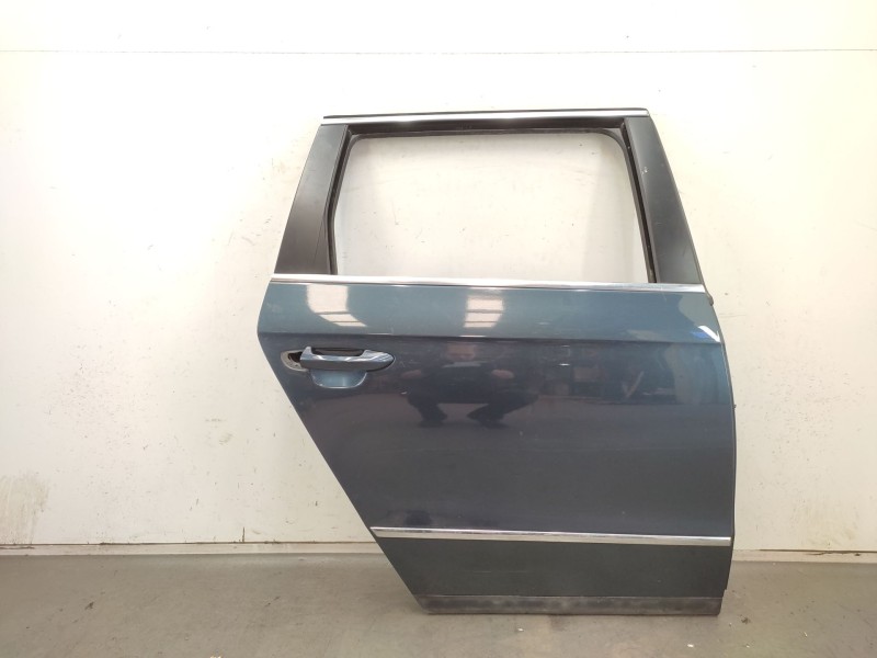 Recambio de puerta trasera derecha para volkswagen passat b6 (3c2) 2.0 tdi 16v referencia OEM IAM 3C9833056F  