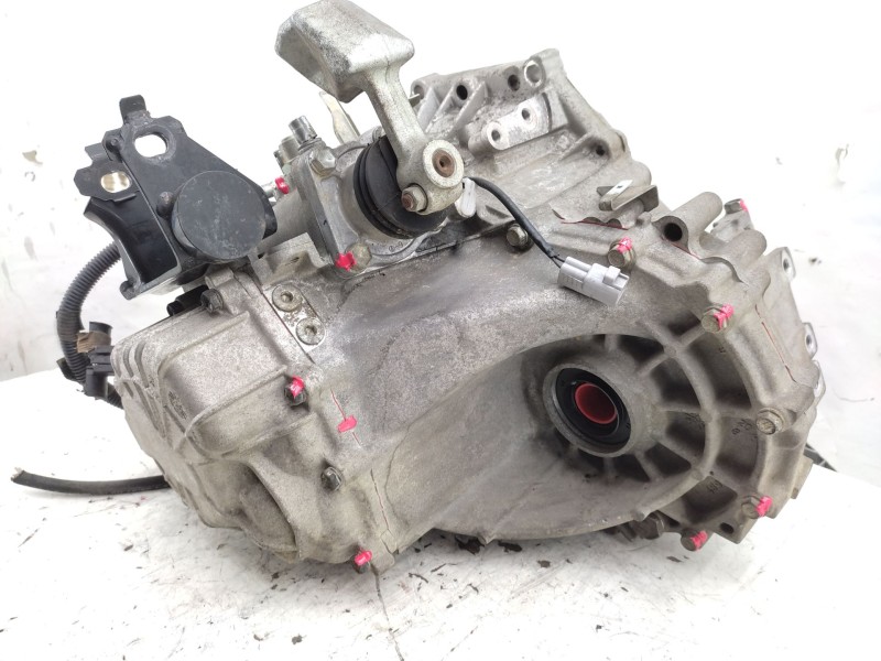 Recambio de caja cambios para toyota auris (_e15_) 1.4 (zze150_) referencia OEM IAM  3030002090 