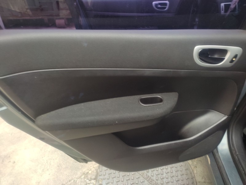 peugeot 307 sw (3h) del año 2006