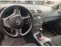 TOYOTA AVENSIS SEDÁN (_T27_)