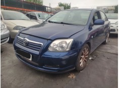 toyota avensis (_t22_) del año 2003