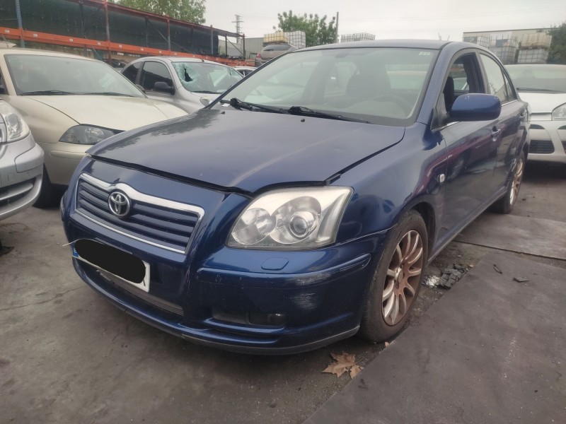 toyota avensis (_t22_) del año 2003