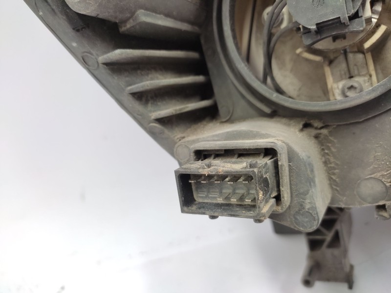 Recambio de faro izquierdo para opel zafira / zafira family b (a05) 1.9 cdti (m75) referencia OEM IAM  93179910 