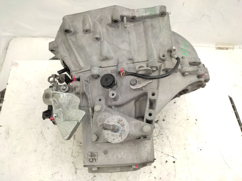 Recambio de caja cambios para peugeot 5008 (0u_, 0e_) 1.6 hdi referencia OEM IAM 20EA07  