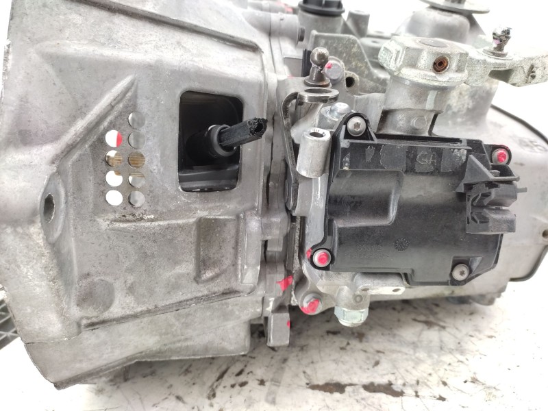 Recambio de caja cambios para peugeot 5008 (0u_, 0e_) 1.6 hdi referencia OEM IAM 20EA07  
