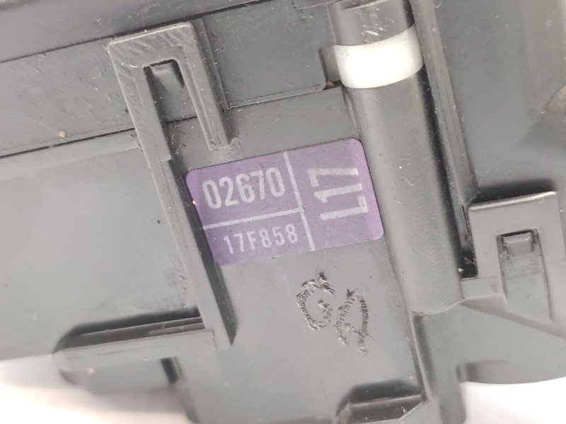 Mando Limpia 8465202540  - Toyota Auris (_e18_) 1.8 Hybrid (zwe186_) 4