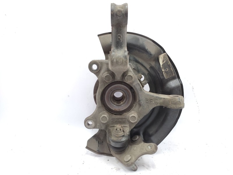 Recambio de mangueta delantera derecha para toyota auris (_e18_) 1.8 hybrid (zwe186_) referencia OEM IAM   