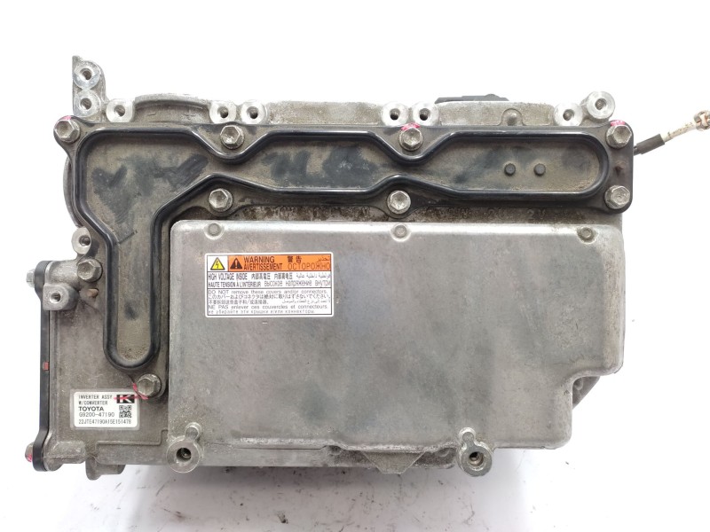 Recambio de convertidor potencia para toyota auris (_e18_) 1.8 hybrid (zwe186_) referencia OEM IAM   