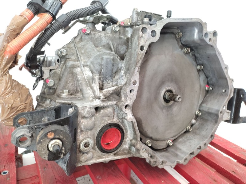 Recambio de caja cambios para toyota auris (_e18_) 1.8 hybrid (zwe186_) referencia OEM IAM  3090047064 