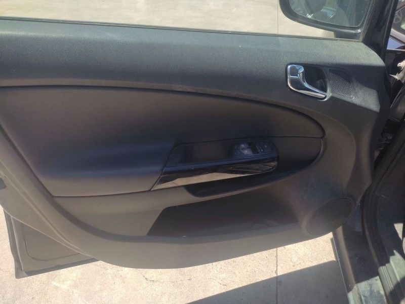 opel corsa d (s07) del año 2007