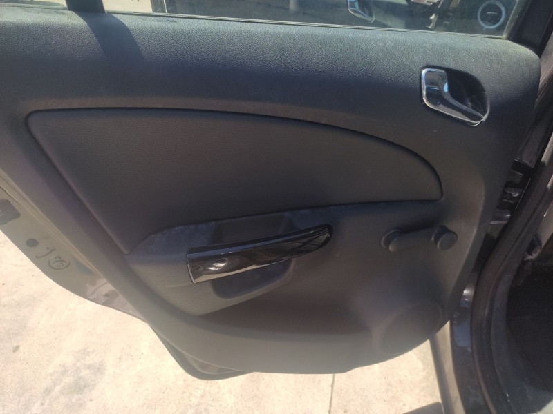 opel corsa d (s07) del año 2007