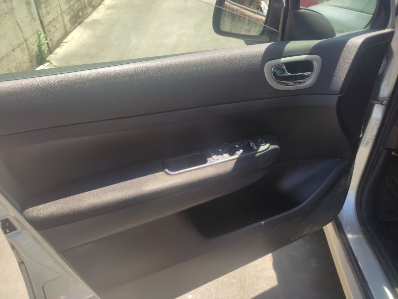 peugeot 307 sw (3h) del año 2004