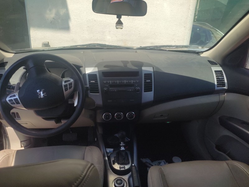 peugeot 4007 (vu_, vv_) del año 2011