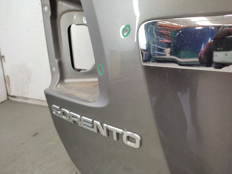 Porton Trasero 737002p020  - Kia Sorento 2.2 Crdi Cat 5