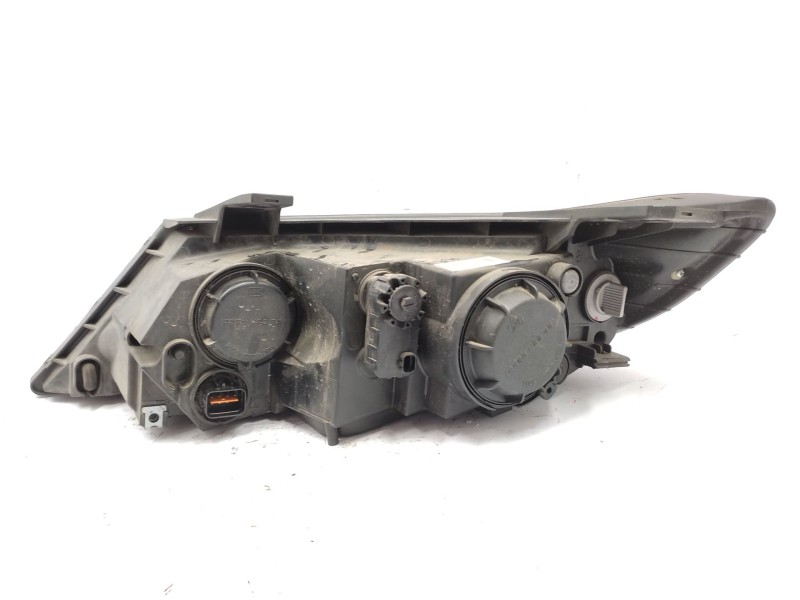 Faro Derecho 921022p030  - Kia Sorento 2.2 Crdi Cat 2