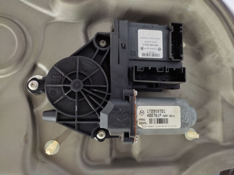 Elevalunas Delantero Izquierdo 1z1837461  - Skoda Octavia Ii Combi (1z5) 2.0 Fsi 2