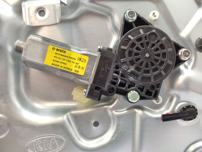 Elevalunas Delantero Derecho 824022p010  - Kia Sorento 2.2 Crdi Cat 2