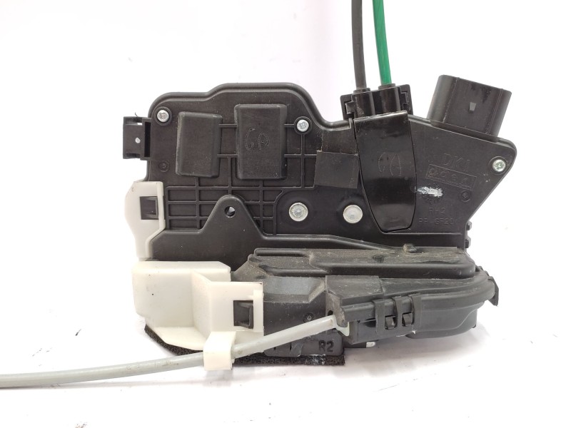 Cerradura Puerta Trasera Derecha 814202p000  - Kia Sorento 2.2 Crdi Cat 2