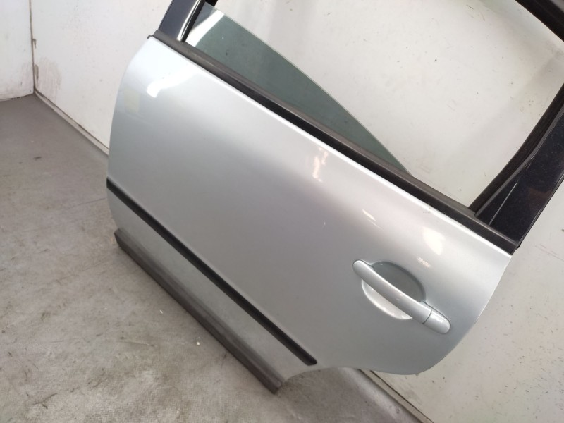 Puerta Trasera Izquierda 3b5833051ab  - Volkswagen Passat B5.5 (3b3) 1.9 Tdi 2