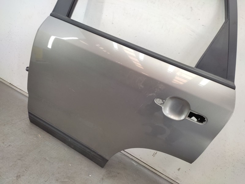 Puerta Trasera Izquierda 770032p010  - Kia Sorento 2.2 Crdi Cat 2