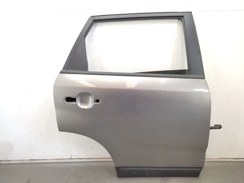 Recambio de puerta trasera derecha para kia sorento 2.2 crdi cat referencia OEM IAM   