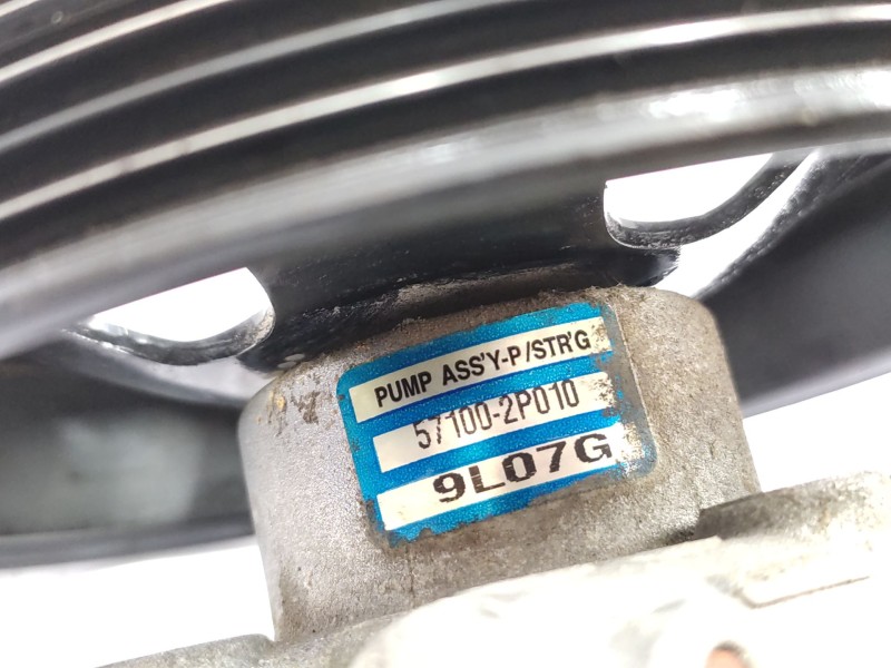 Bomba Servodireccion 571002p010  - Kia Sorento 2.2 Crdi Cat 6