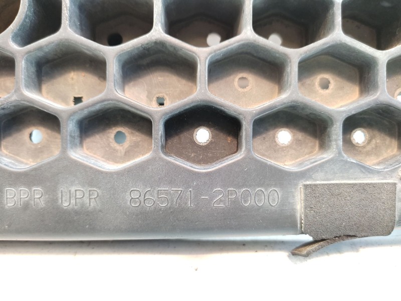 Refuerzo Paragolpes Delantero 865302p300  - Kia Sorento 2.2 Crdi Cat 3