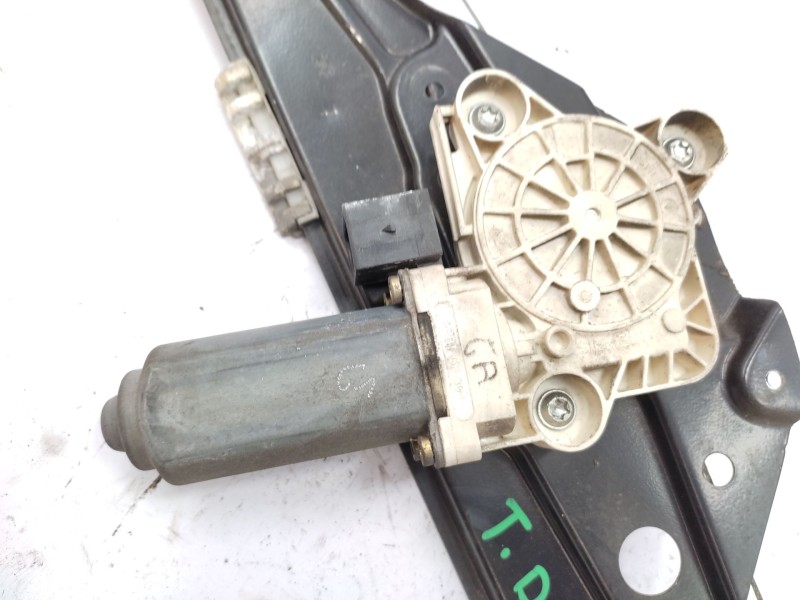 Recambio de elevalunas trasero derecho para mercedes-benz clase e (w211) e 220 cdi (211.006) referencia OEM IAM  A2117300446 