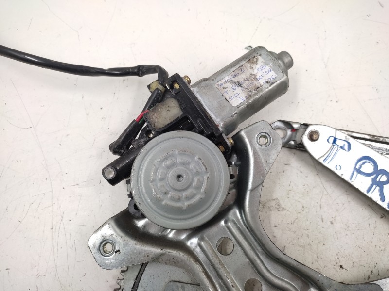 Elevalunas Delantero Derecho 8571044010  - Toyota Previa (r30) 2.4 Executive 4
