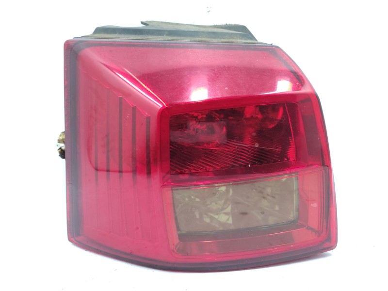 Recambio de piloto trasero izquierdo para peugeot 4007 (vu_, vv_) 2.2 hdi referencia OEM IAM   