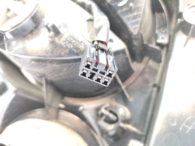 Recambio de piloto trasero derecho para chevrolet aveo berlina hatchback ls referencia OEM IAM 96830986  