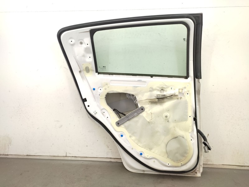Puerta Trasera Izquierda 42357429  - Chevrolet Aveo Berlina Hatchback Ls 4