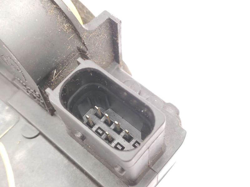 Cerradura Puerta Delantera Izquierda 13579522  - Chevrolet Aveo Berlina Hatchback Ls 4