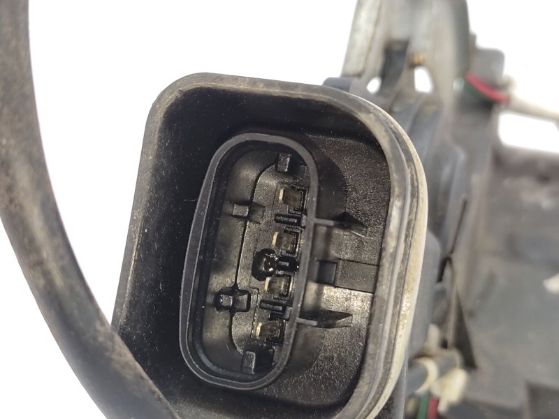 Recambio de cerradura puerta delantera izquierda para suzuki grand vitara i (ft, ht) 2.0 td 4x4 (sq 420d) referencia OEM IAM   