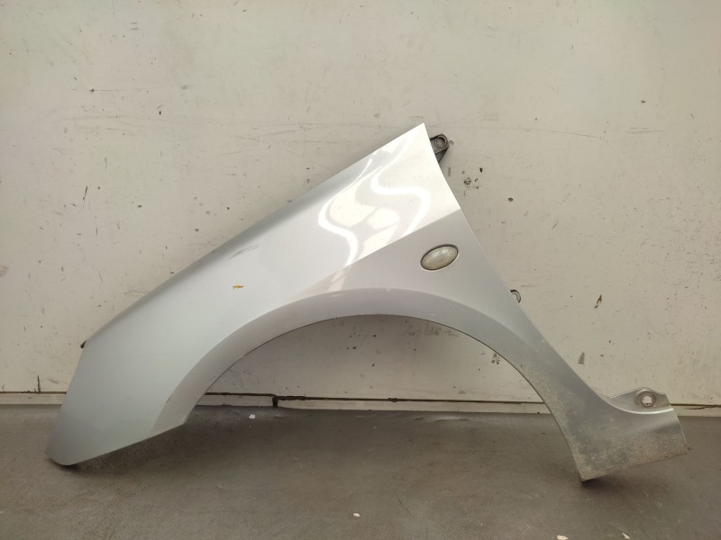 Recambio de aleta delantera izquierda para peugeot 307 sw (3h) 2.0 hdi 90 referencia OEM IAM  7840K8 